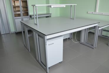 Лабораторный стол С-13Л