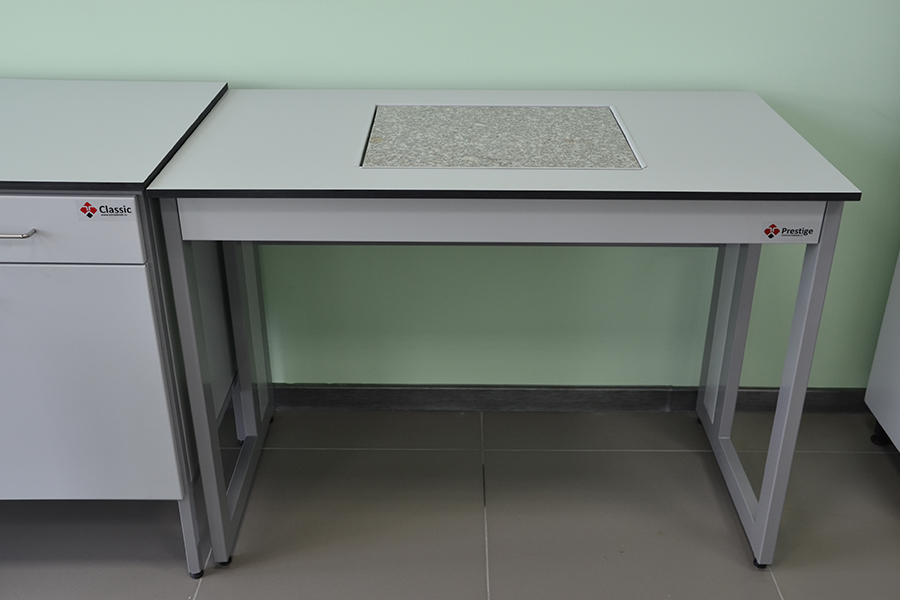 Лабораторный моечный стол С-23ДК высокого качества